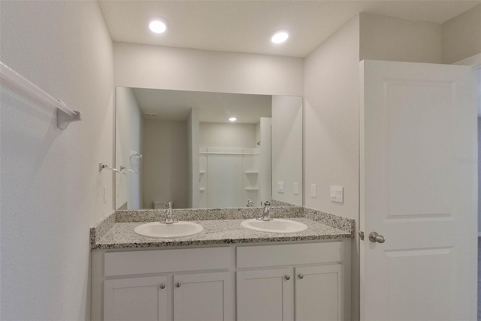 OCALA CROSSINGS - Residential Lease