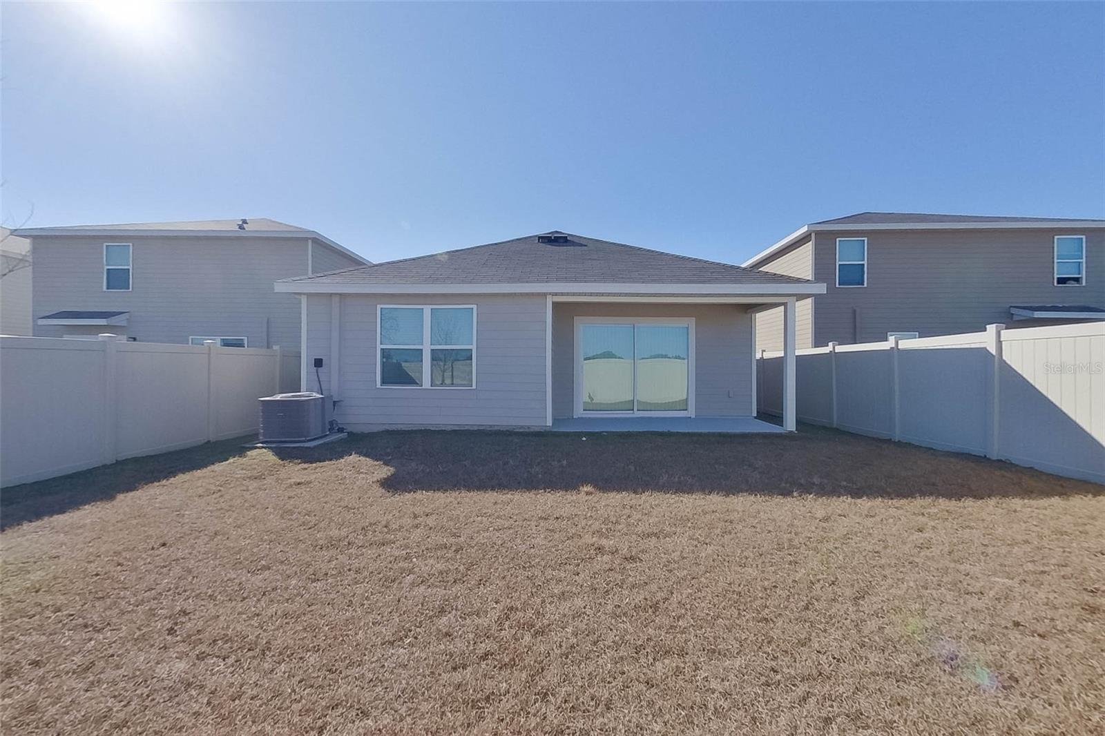 OCALA CROSSINGS - Residential Lease