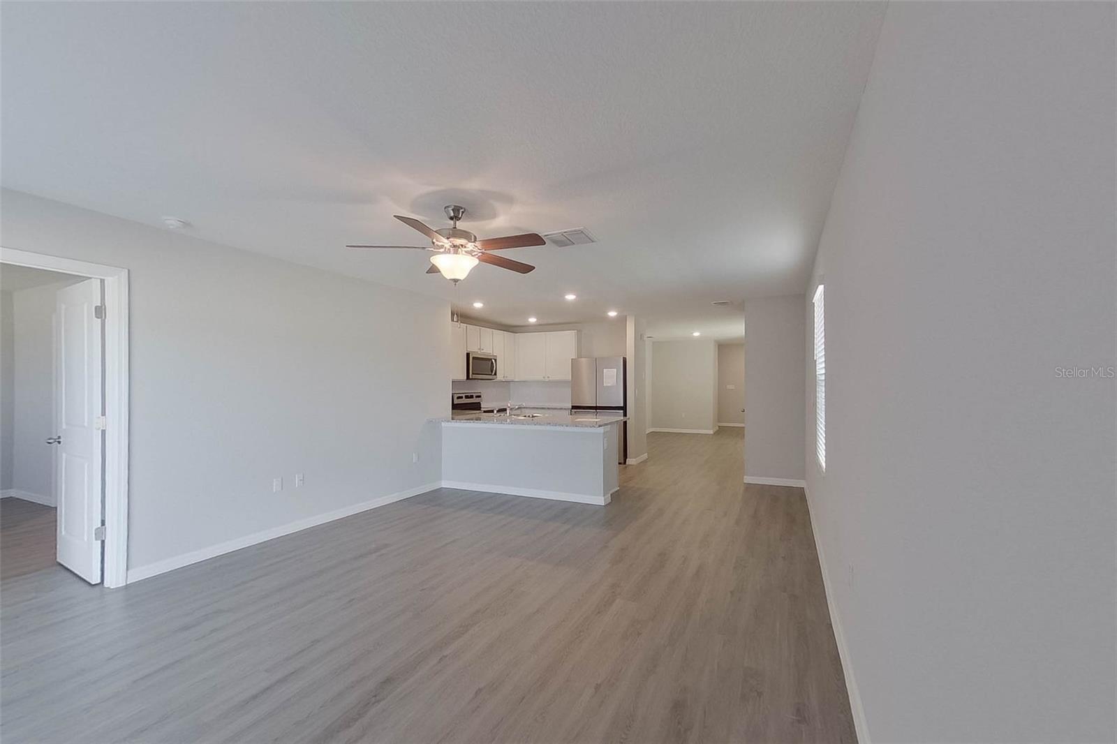 OCALA CROSSINGS - Residential Lease