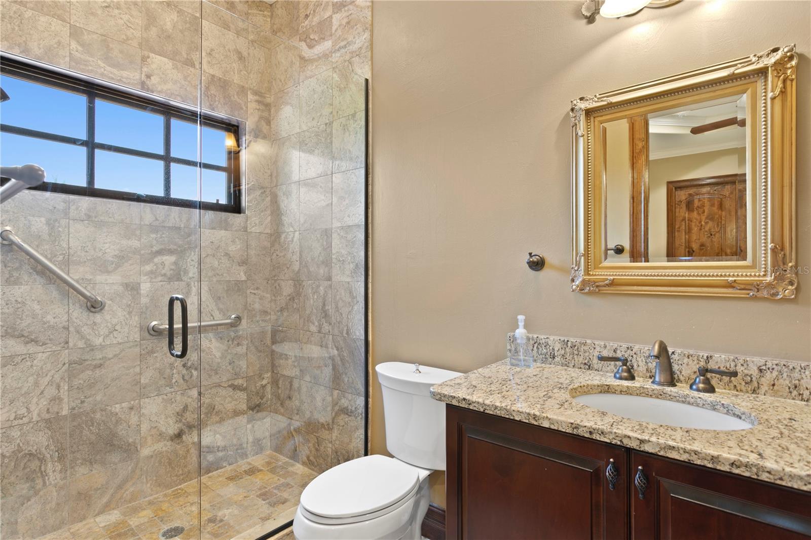 LADERA - Residential