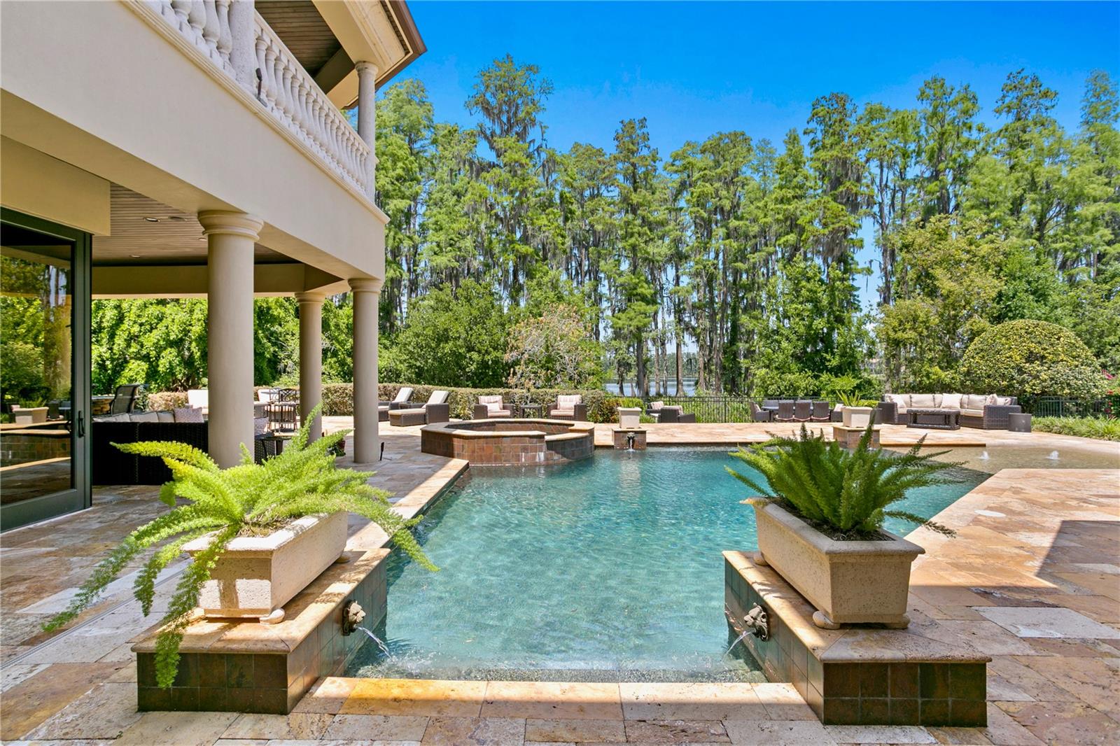 LADERA - Residential