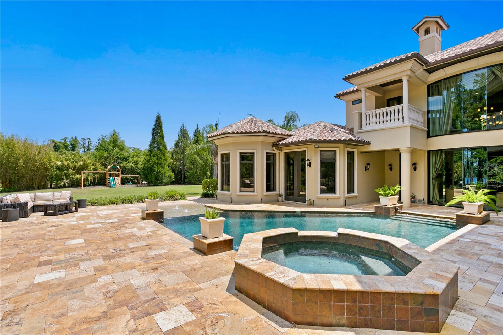 LADERA - Residential