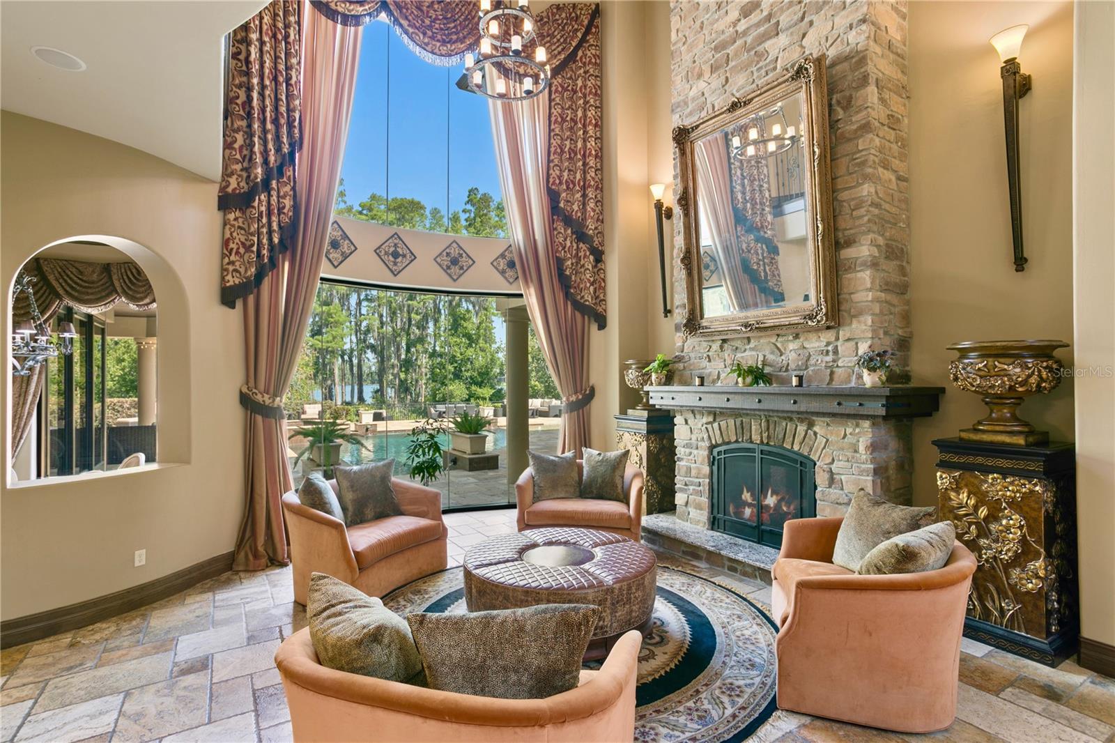 LADERA - Residential