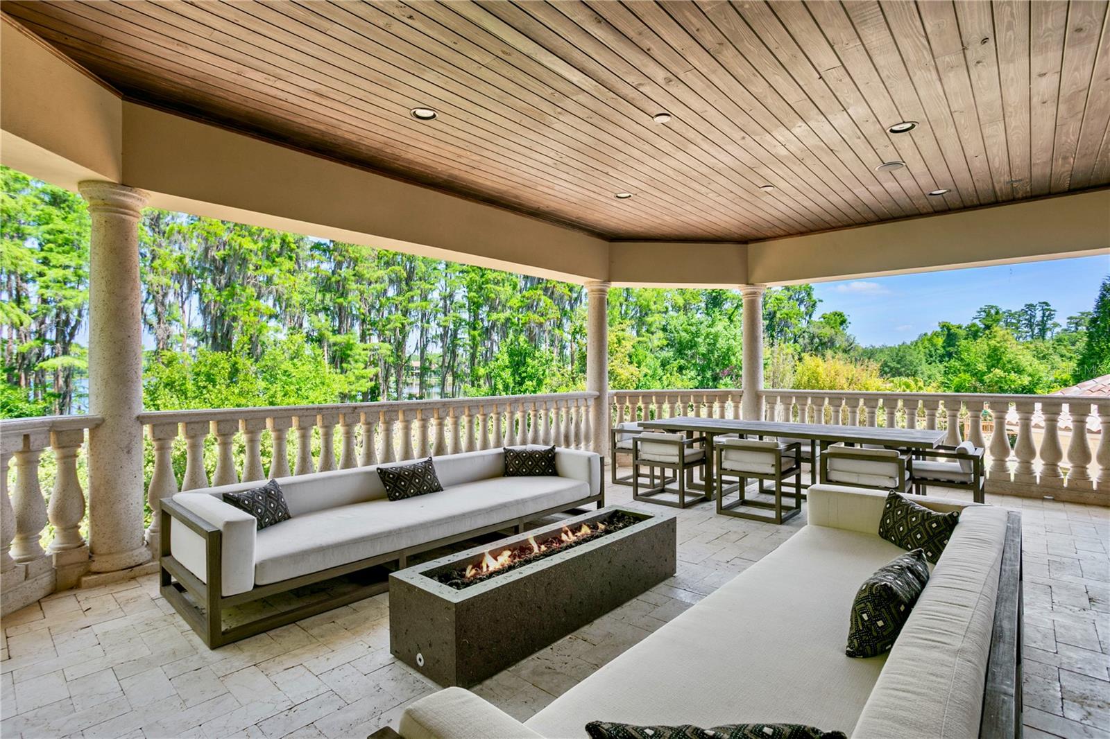 LADERA - Residential