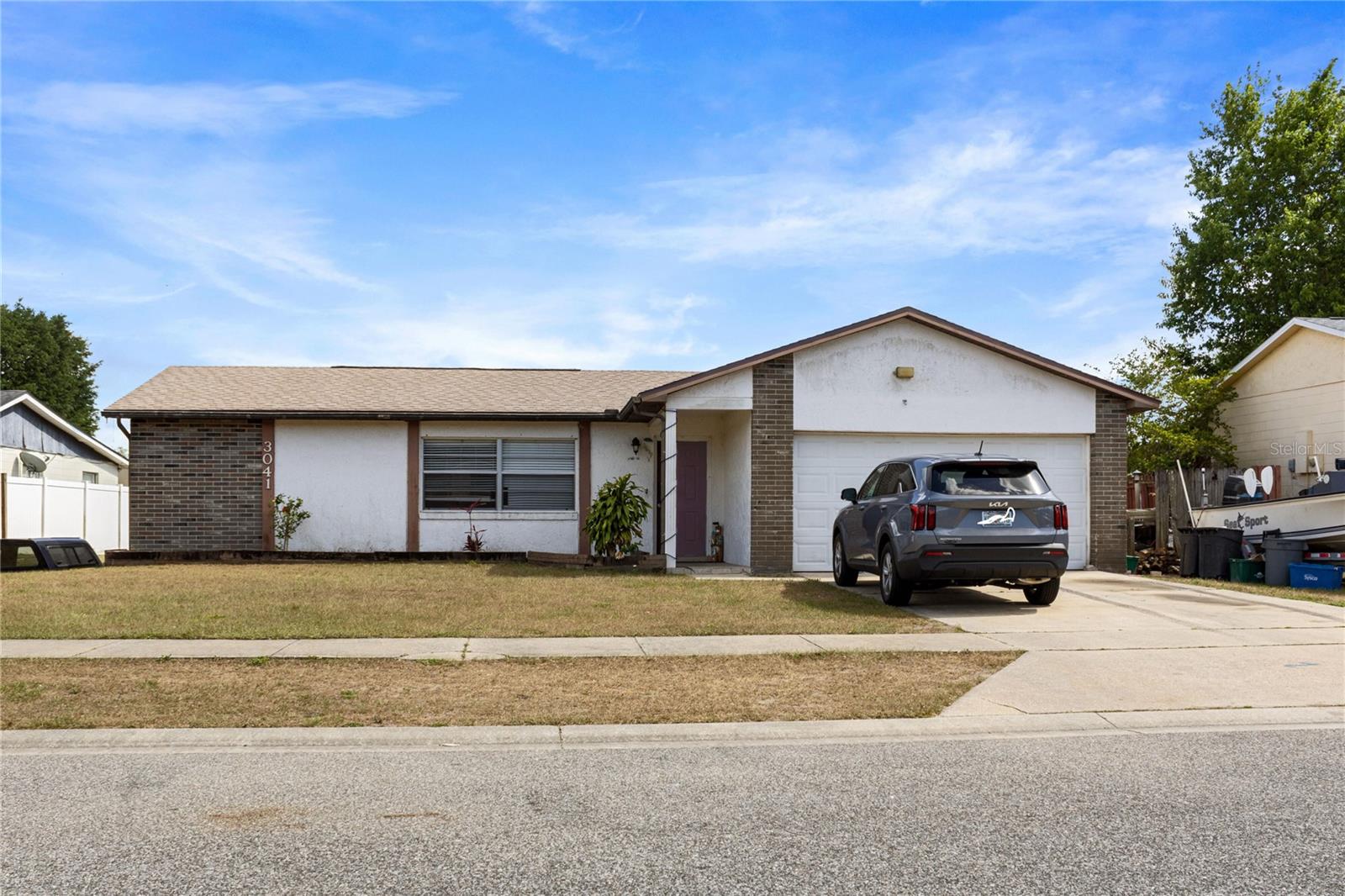 3041 DIKEWOOD COURT