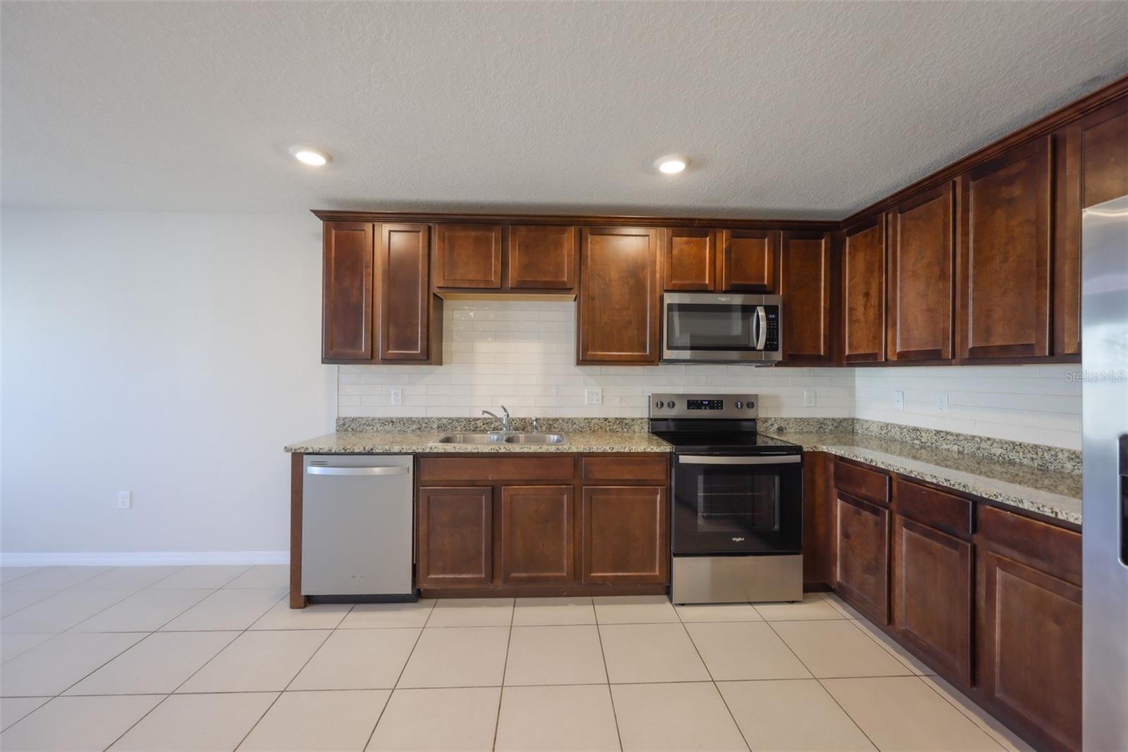 FOREST BROOKE PH 4A - Residential Lease