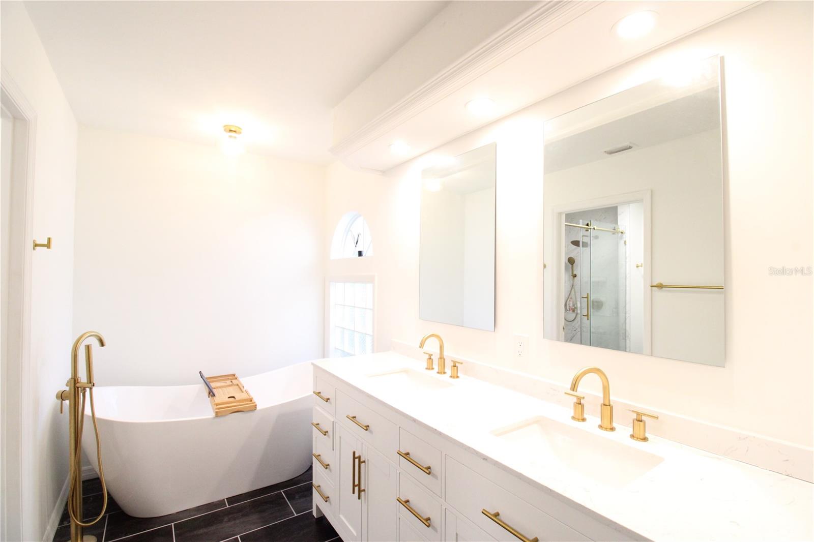 HAILE PLANTATION - Residential Lease