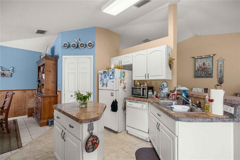 Tiny photo for 9725 SW 196th Circle, Dunnellon, FL 34432 (MLS # TB8552894)