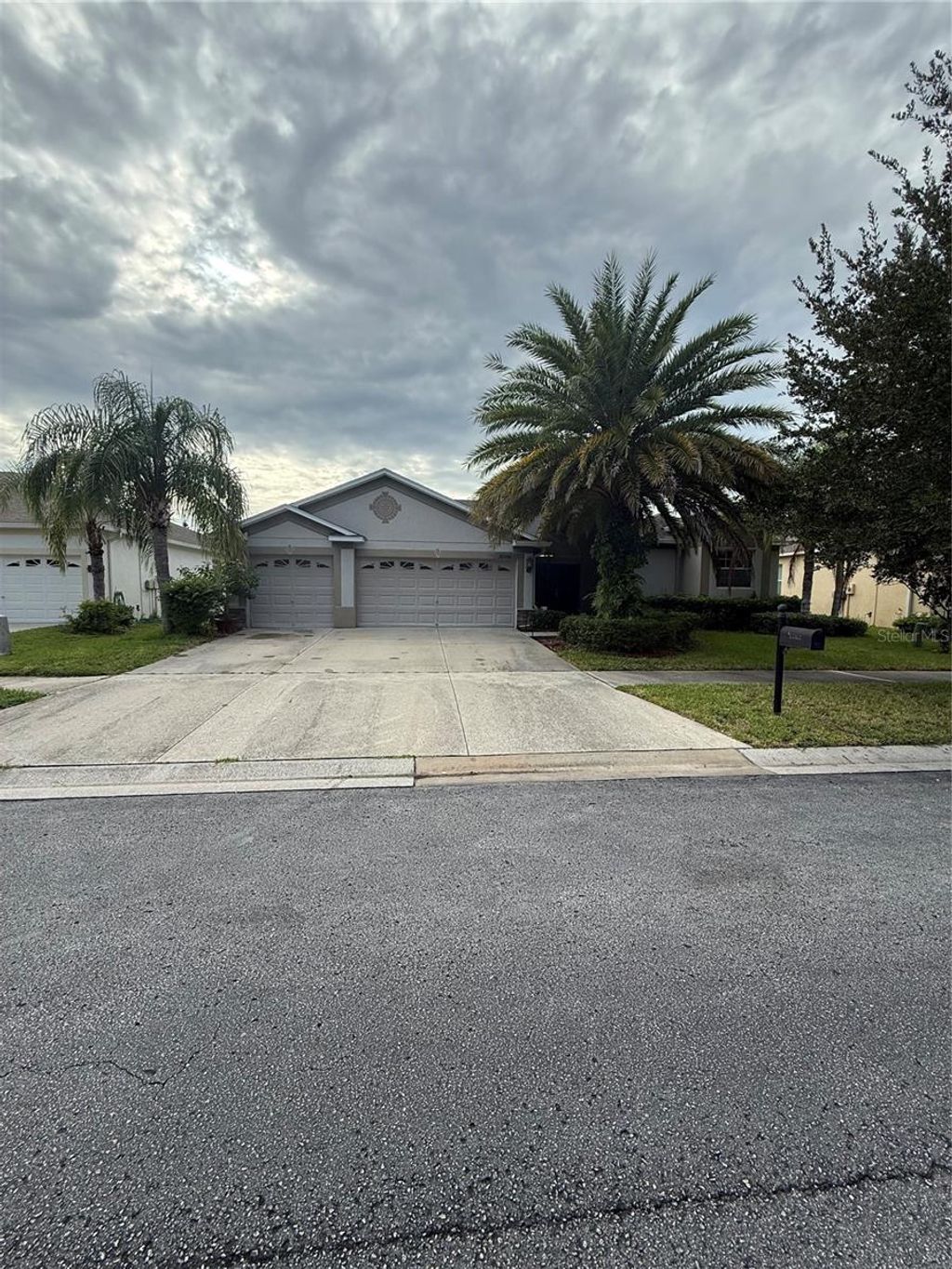 Photo of 20106 Blue Daze Avenue, Tampa, FL 33647 (MLS # L4956342)
