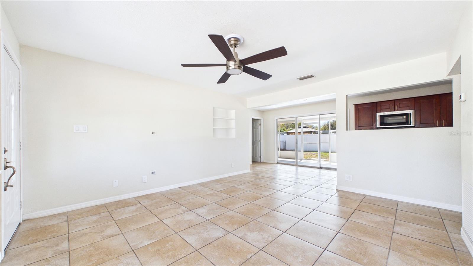 4418 W FAIRVIEW HEIGHTS