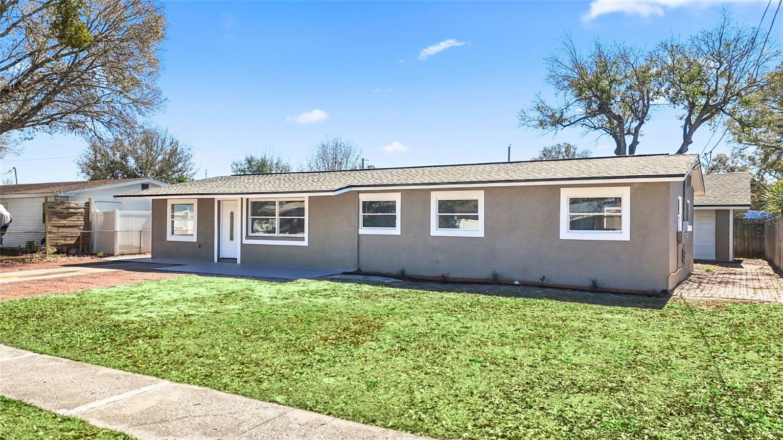 4418 W FAIRVIEW HEIGHTS