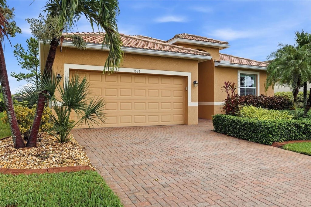 Photo of 11696 Spotted Margay Avenue, Venice, FL 34292 (MLS # N6146086)