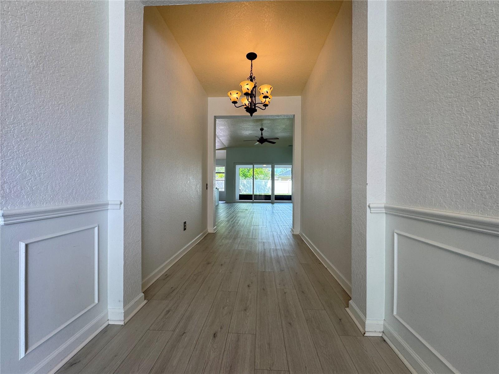 LAKES/WINDERMERE-PEACHTREE - Residential