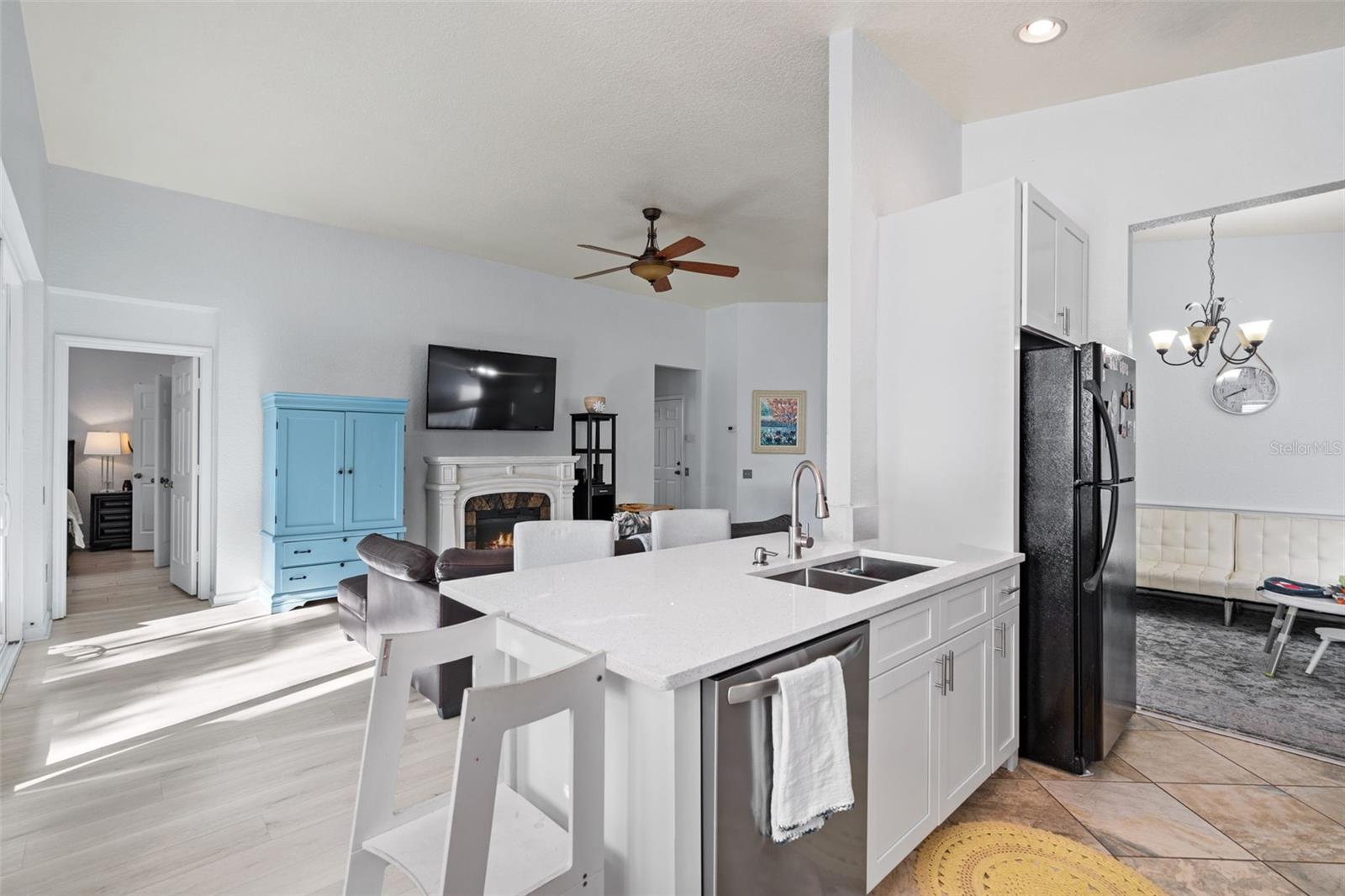 LAKES/WINDERMERE-PEACHTREE - Residential