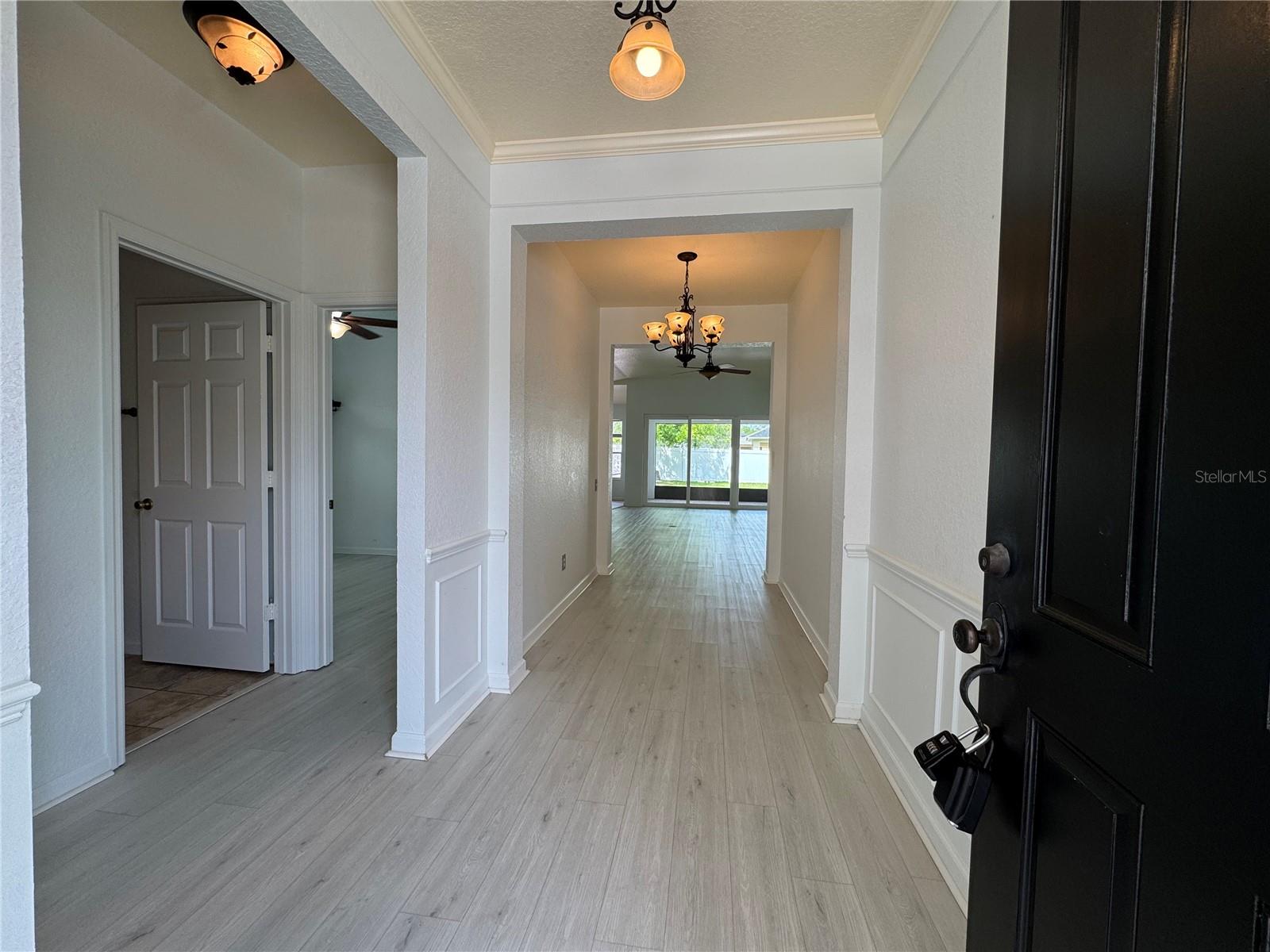 LAKES/WINDERMERE-PEACHTREE - Residential