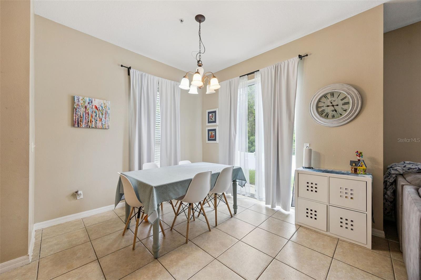 TUCKER OAKS - Residential