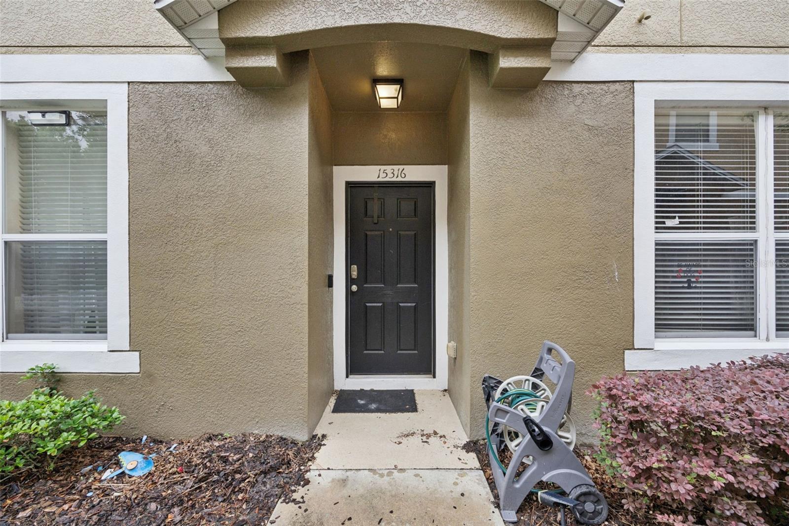 TUCKER OAKS - Residential