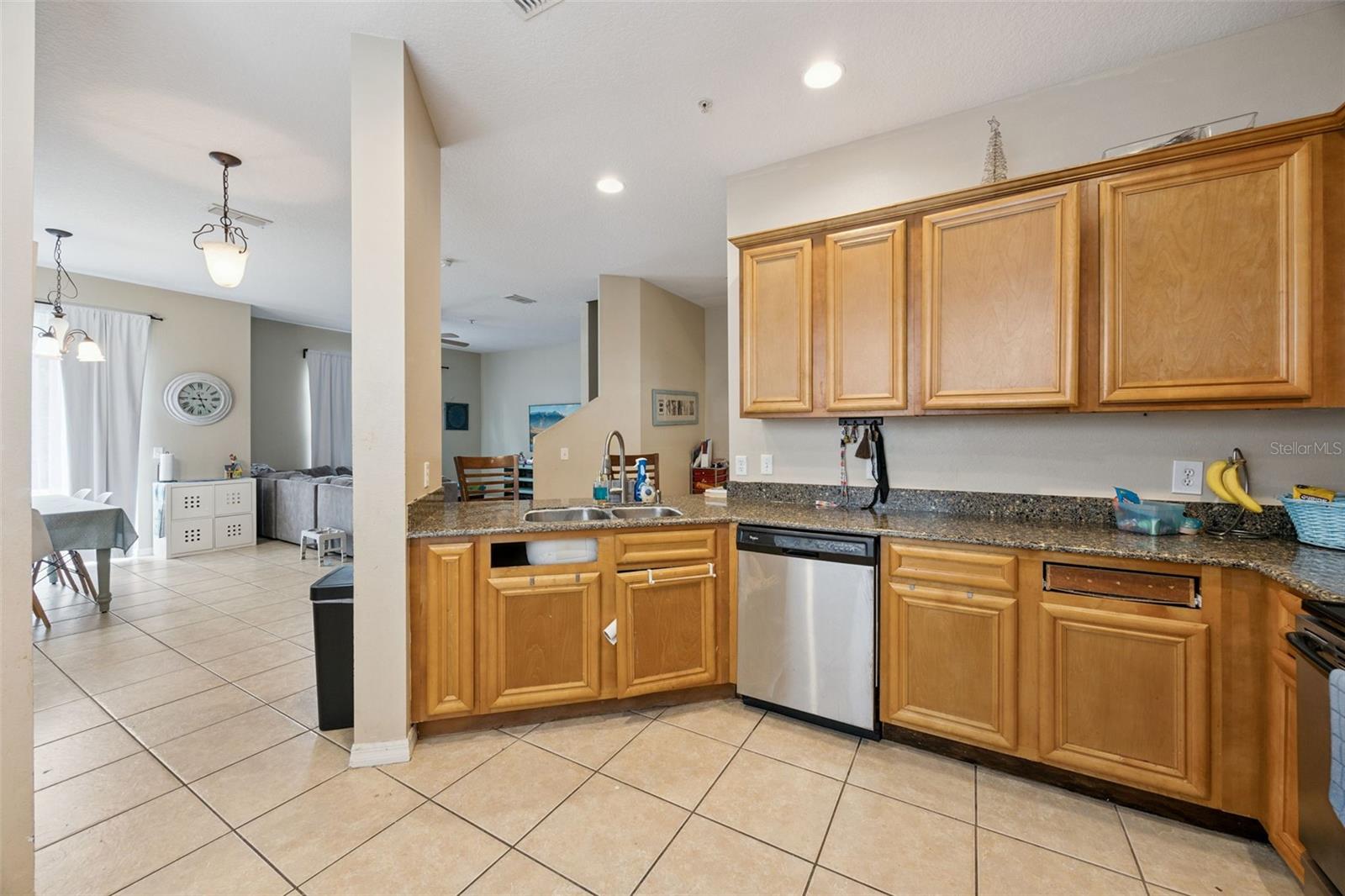 TUCKER OAKS - Residential