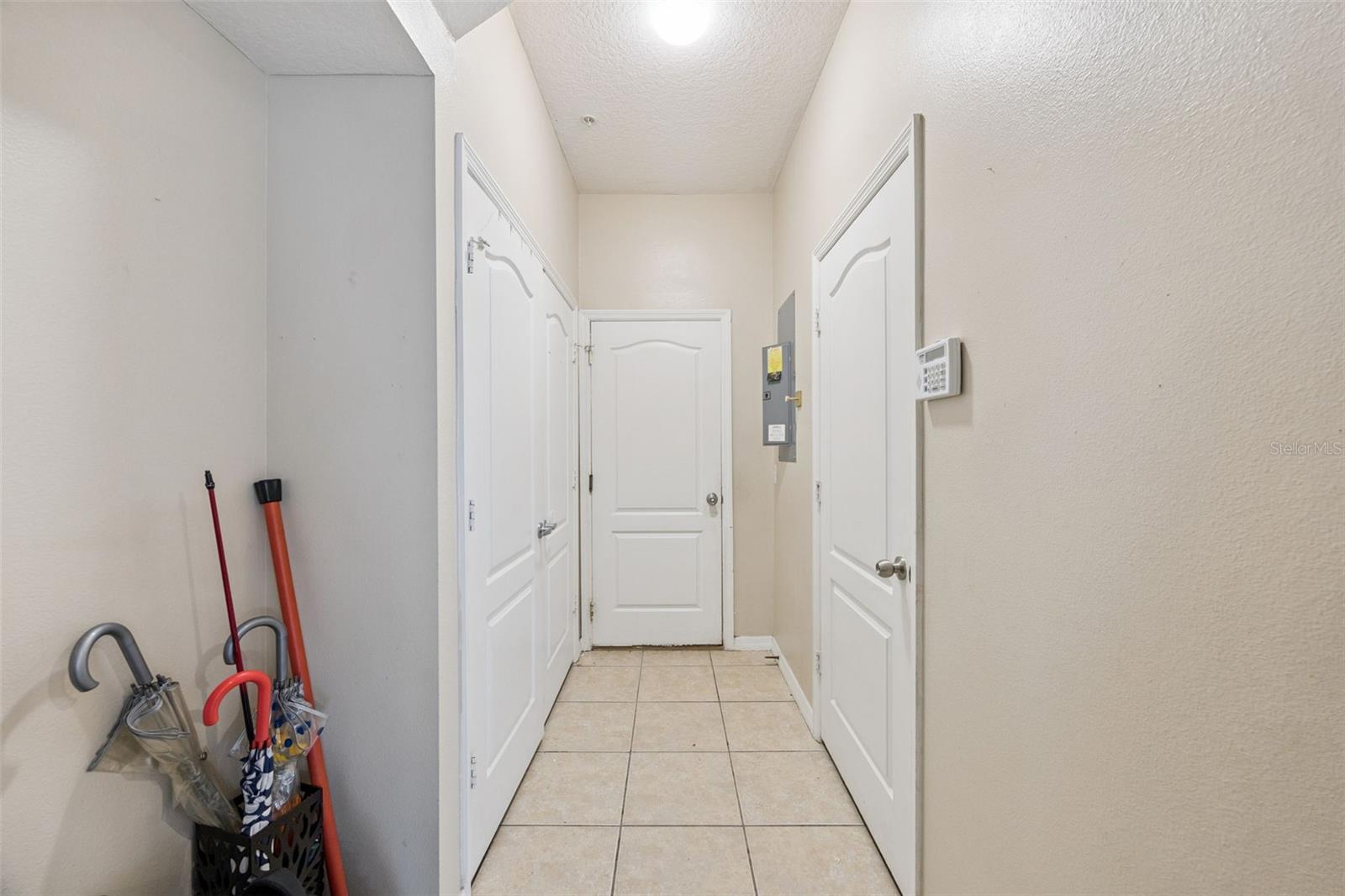 TUCKER OAKS - Residential