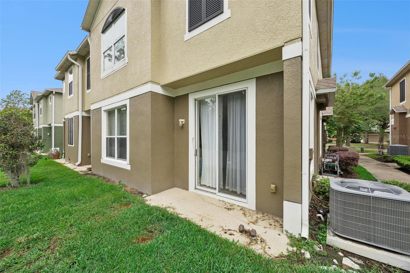 TUCKER OAKS - Residential