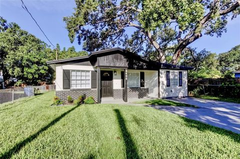 Photo of 5405 S Sellas Street, Tampa, FL 33611 (MLS # TB8436162)