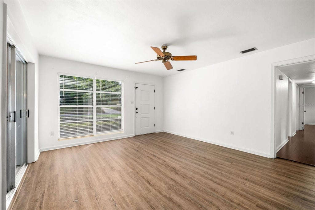 Photo of 300 NW 34th Drive, Gainesville, FL 32607 (MLS # GC543561)