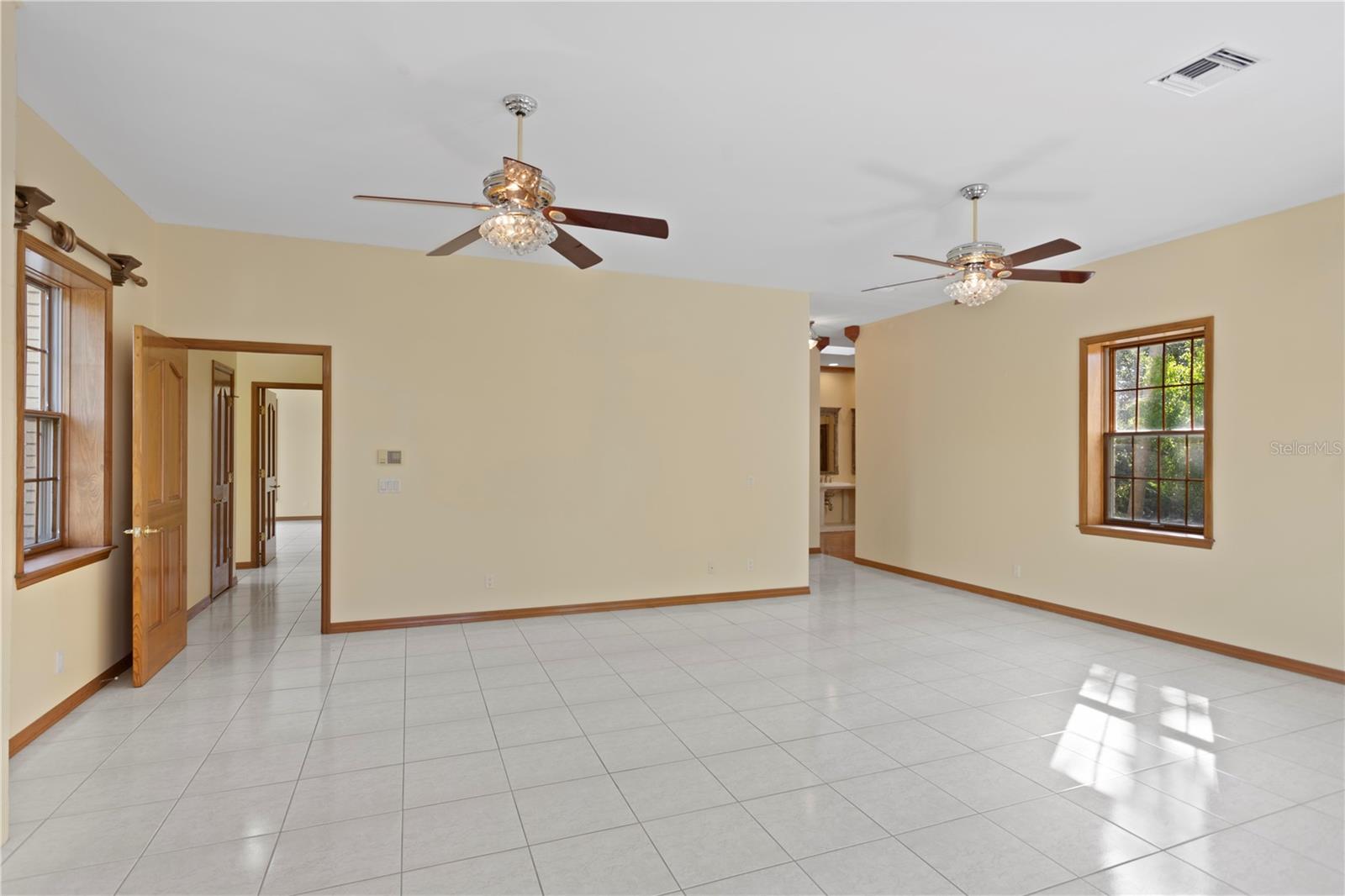 GATEHOUSE WOODS - Residential