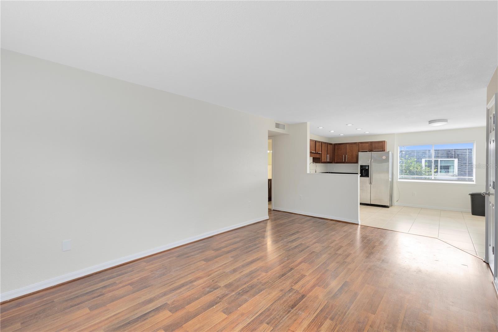 METRO AT MICHIGAN PARK CONDO - Residential