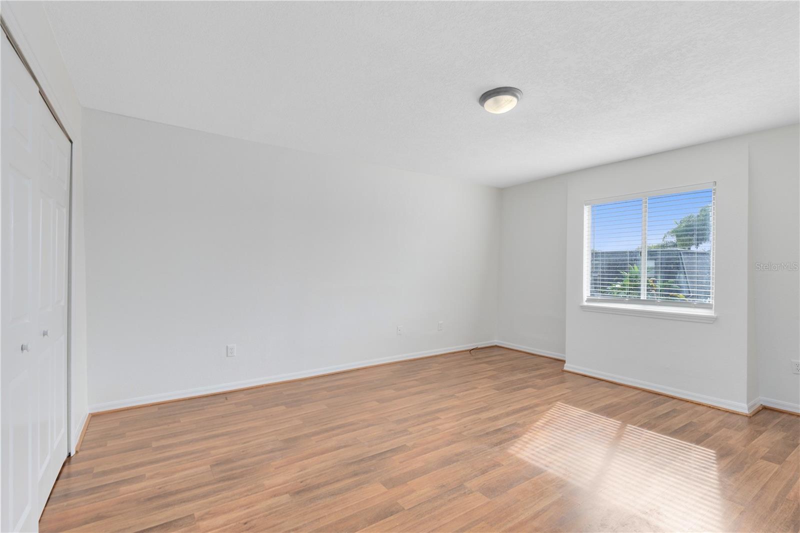 METRO AT MICHIGAN PARK CONDO - Residential