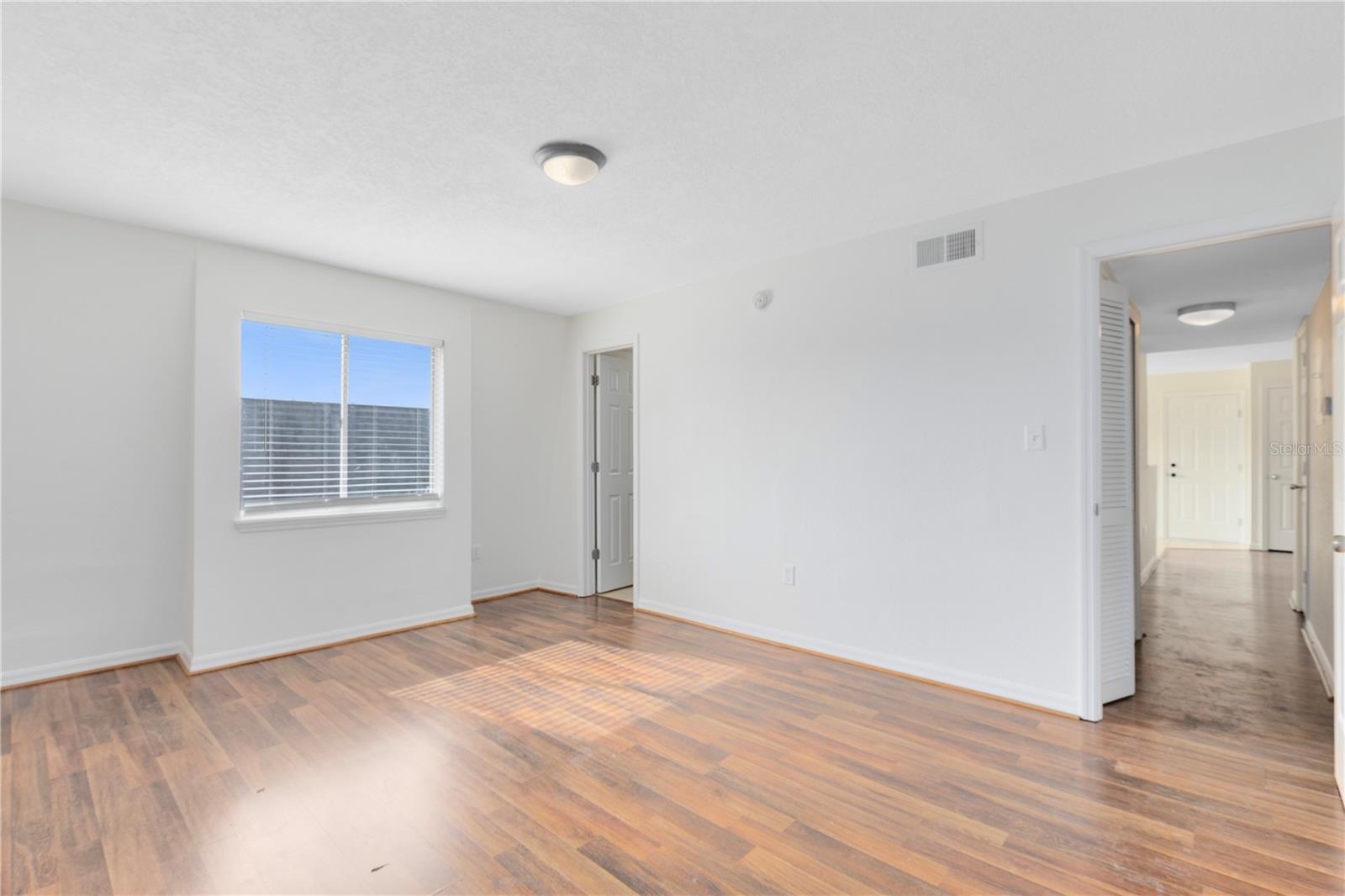 METRO AT MICHIGAN PARK CONDO - Residential