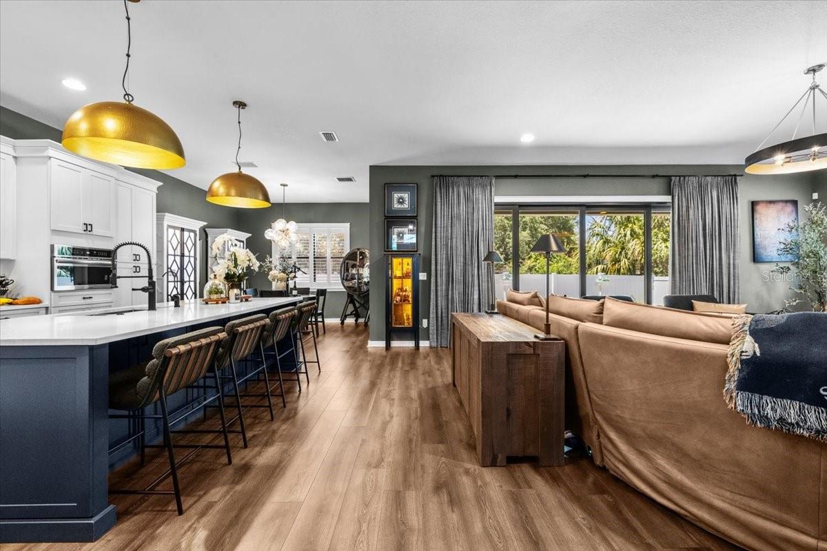 3804 N DARWIN AVENUE