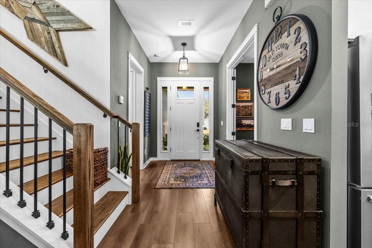 3804 N DARWIN AVENUE