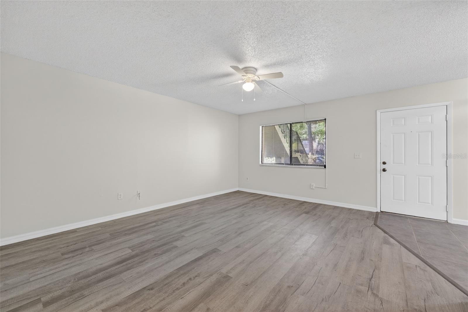 RAINTREE VILLAGE CONDO N - Residential