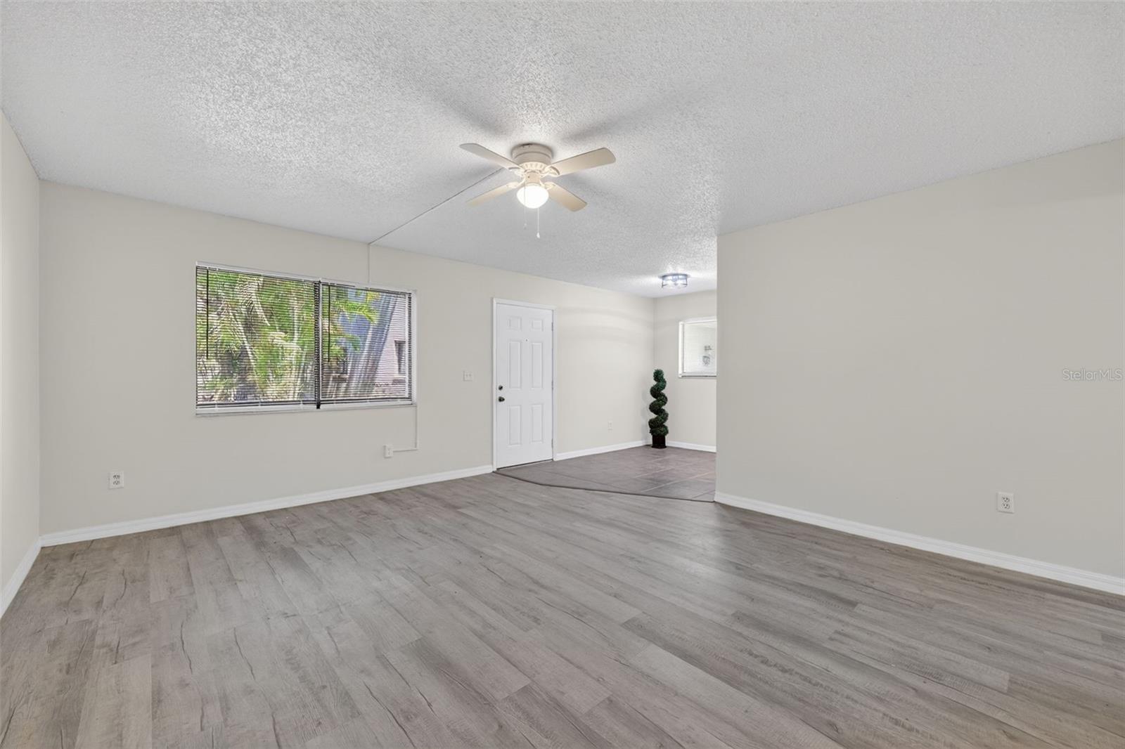 RAINTREE VILLAGE CONDO N - Residential