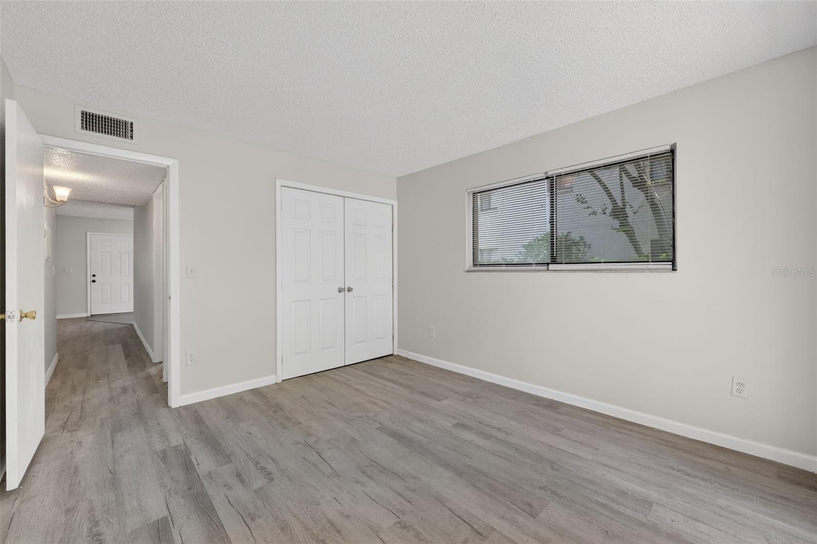 RAINTREE VILLAGE CONDO N - Residential