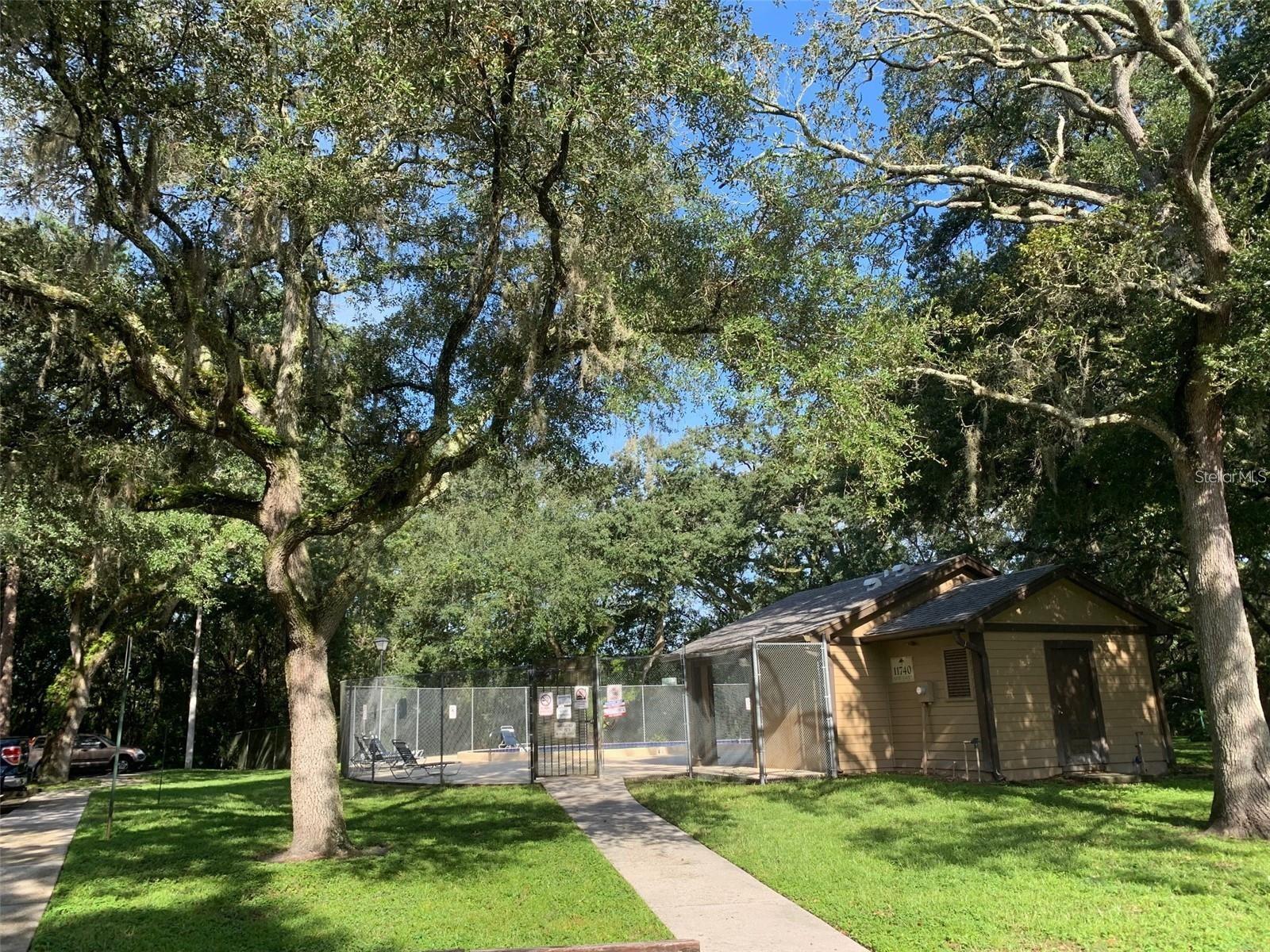 RAINTREE VILLAGE CONDO N - Residential