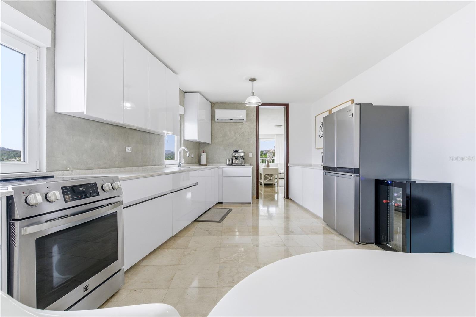 CONDOMINIO MONT BLANC - Residential