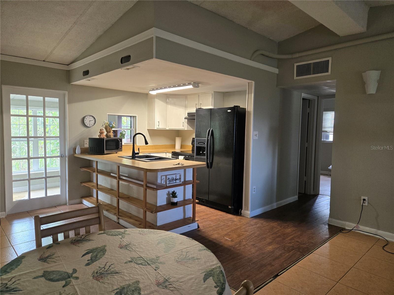 LUCY ISLAND - Residential