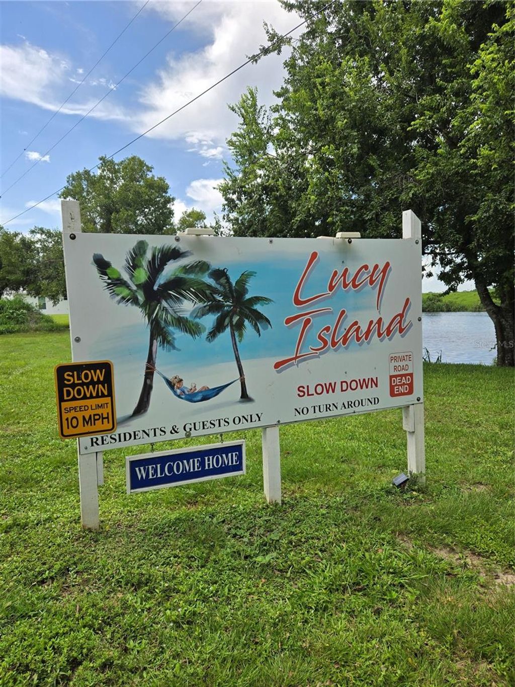 Photo of 2001 SE 8th Avenue, Okeechobee, FL 34974 (MLS # OK225449)