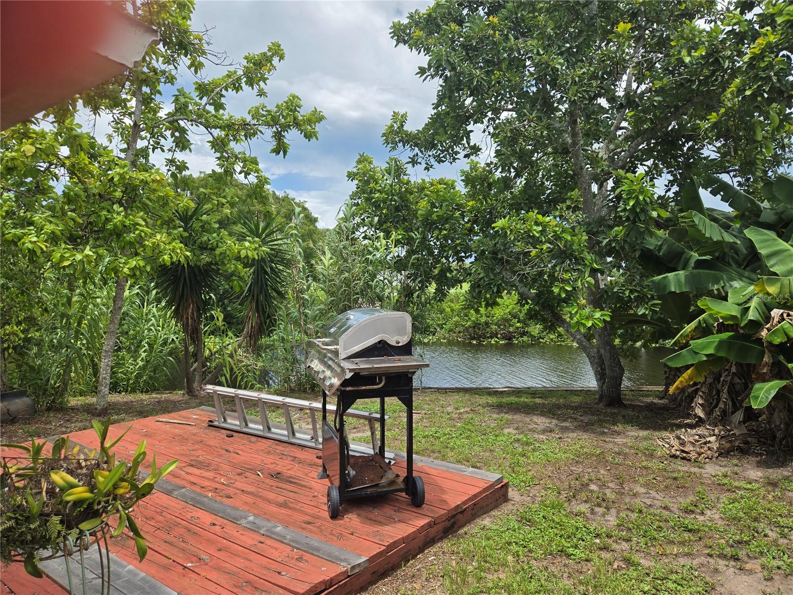 LUCY ISLAND - Residential