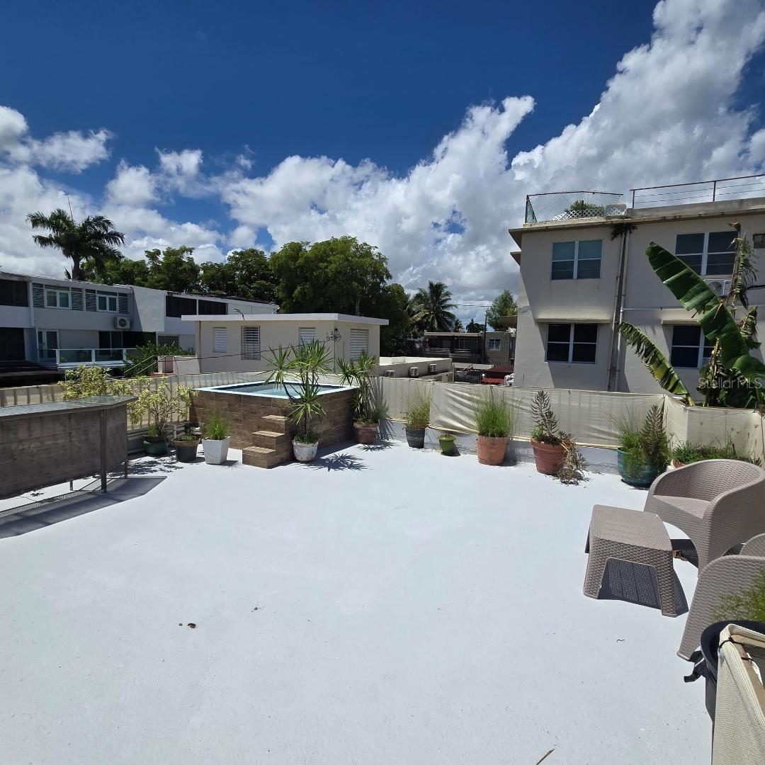 COND DONCELLA PLAZA - Residential