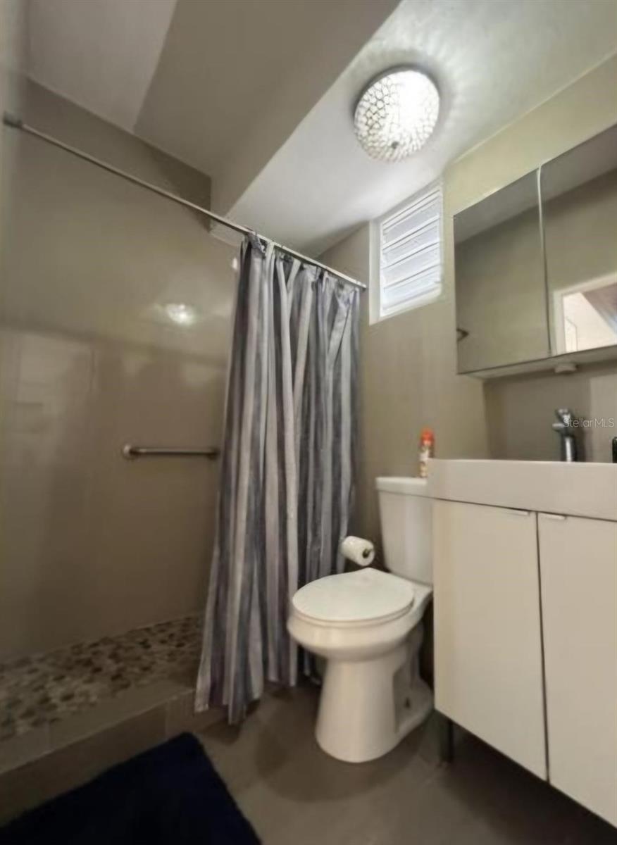 COND DONCELLA PLAZA - Residential