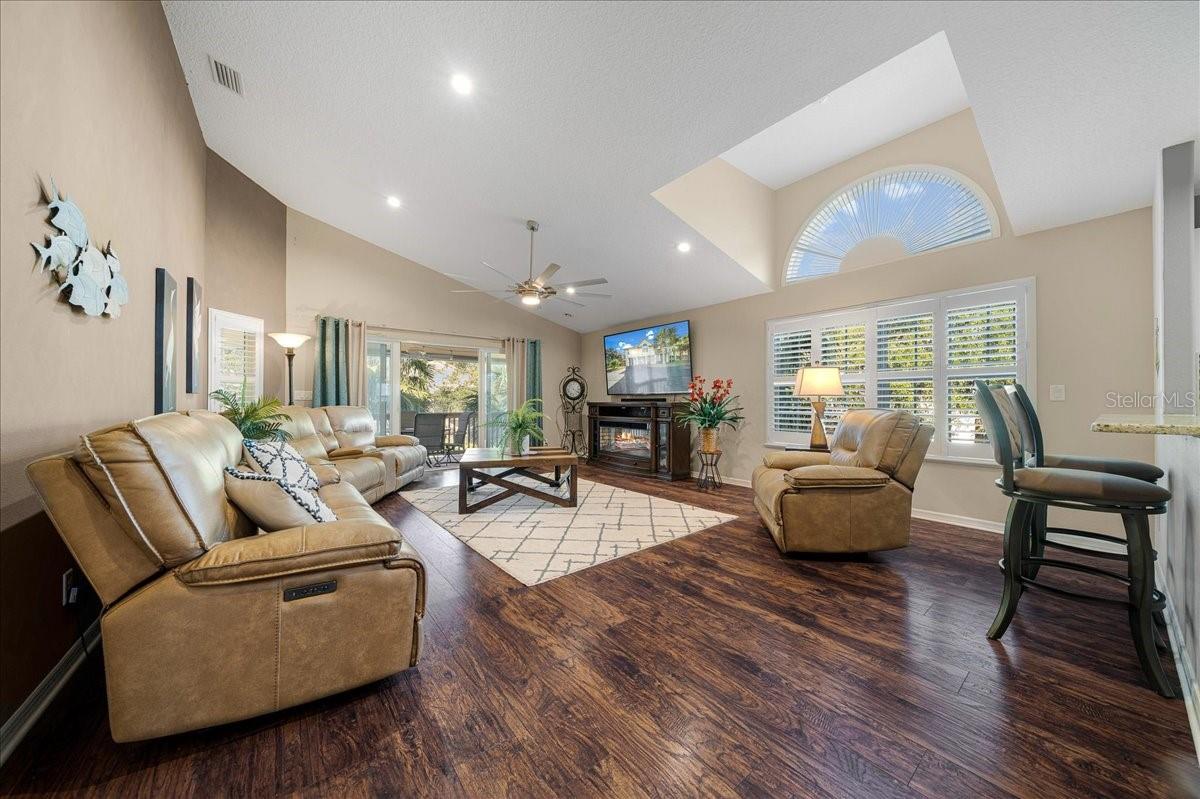 RIVER COVE LNDGS 03 - Residential