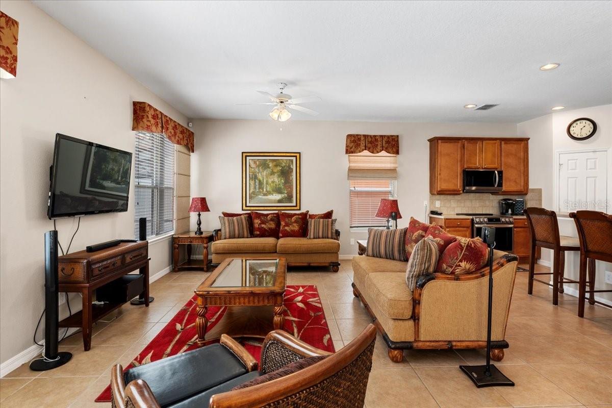 WATERSONG PH 01 - Residential