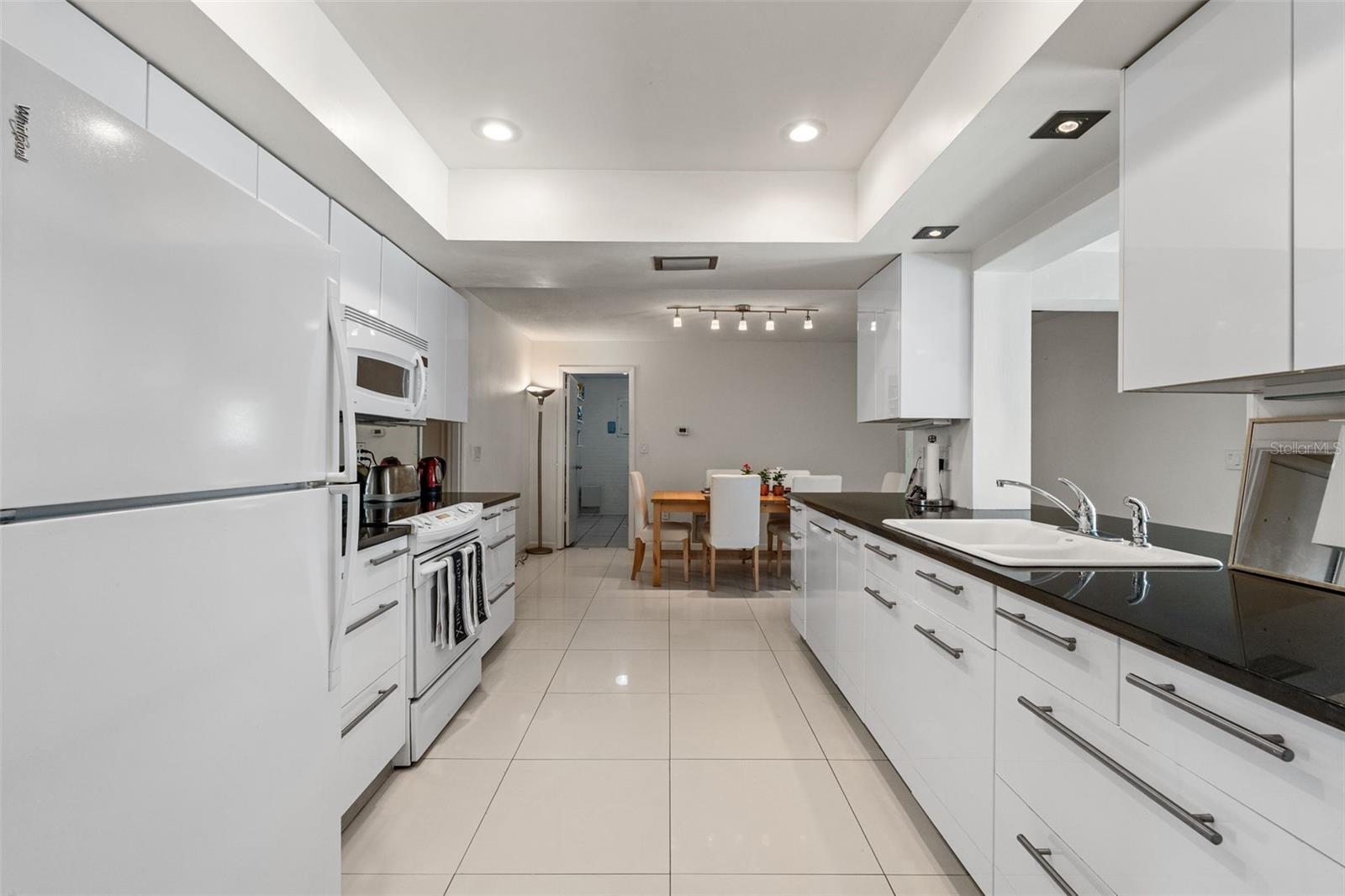 WHITFIELD ESTATES BLKS 14-23 & 26 - Residential