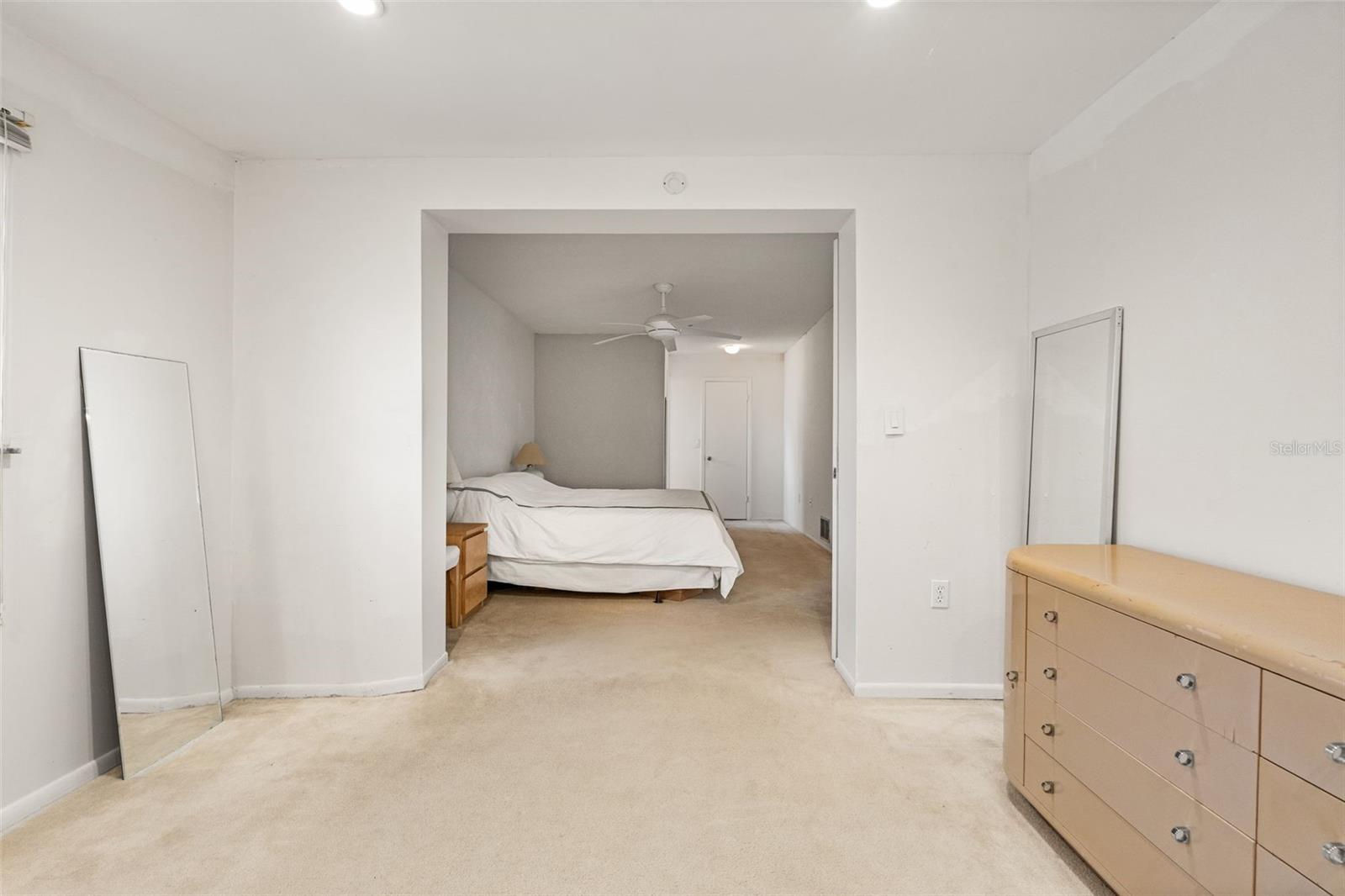 WHITFIELD ESTATES BLKS 14-23 & 26 - Residential