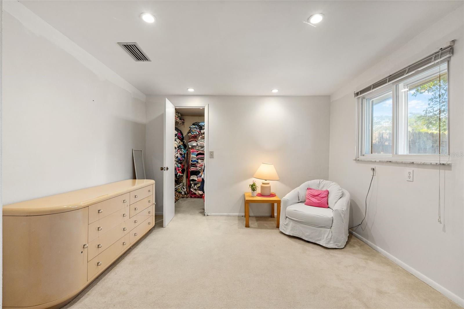 WHITFIELD ESTATES BLKS 14-23 & 26 - Residential