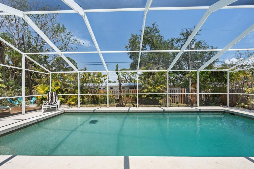 Photo of 139 Adair Avenue, Sarasota, FL 34243 (MLS # A4654370)