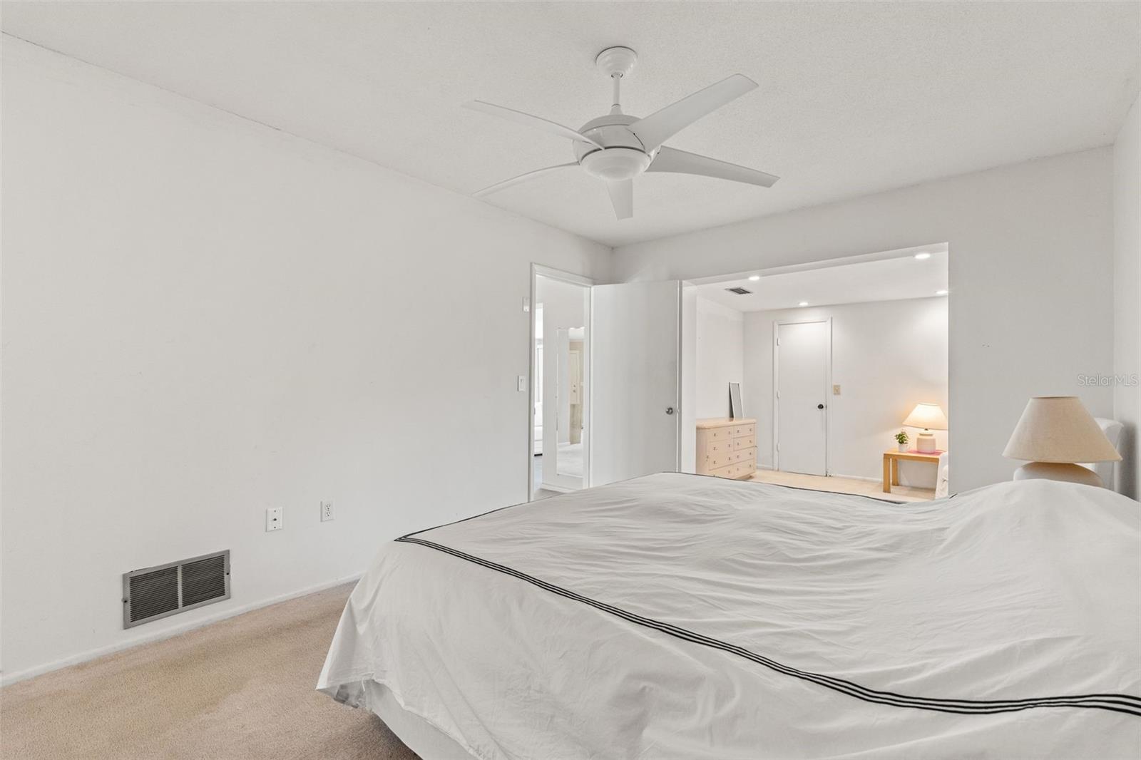 WHITFIELD ESTATES BLKS 14-23 & 26 - Residential