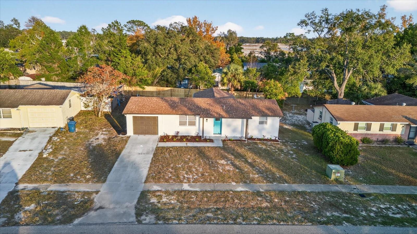 SPRING HILL - Residential